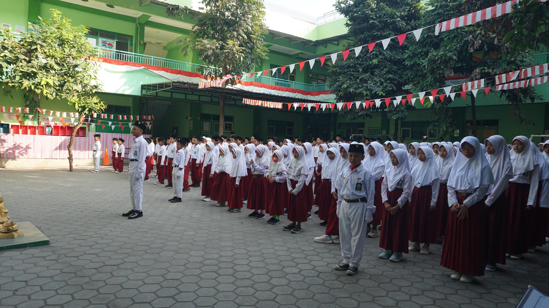 SD NU Sleman Slide 1